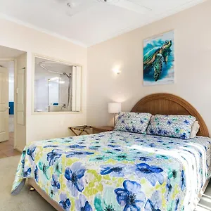 A Taste Of The Tropics Apartment Cairns